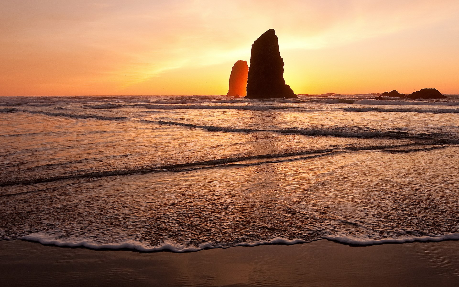 Sea Stacks At Sunset On A Beach Hd Wallpaper | Rare Gallery